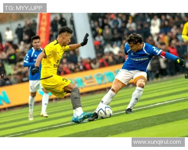 足球明星队莅临武汉激情对决球迷热情高涨期待精彩赛事